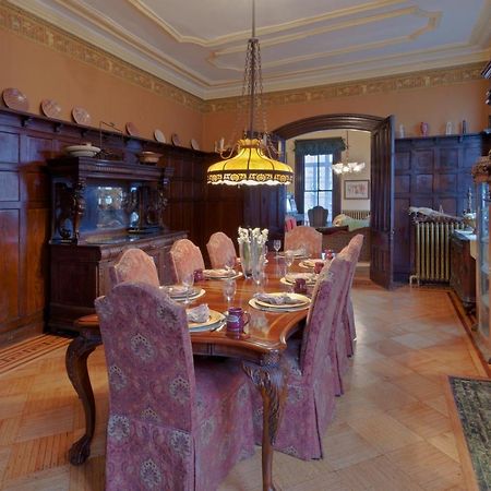 Akwaaba Mansion Bed & Breakfast New York Exterior photo