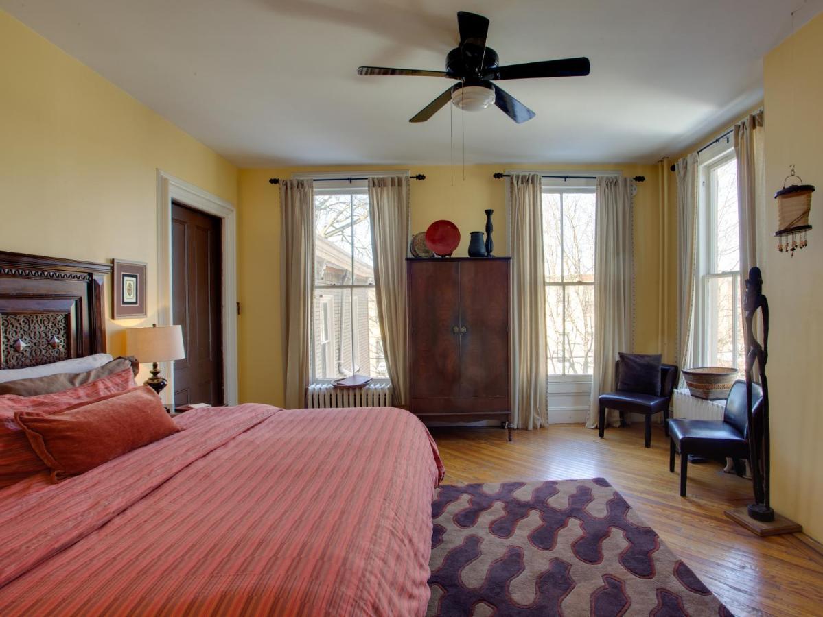 Akwaaba Mansion Bed & Breakfast New York Exterior photo