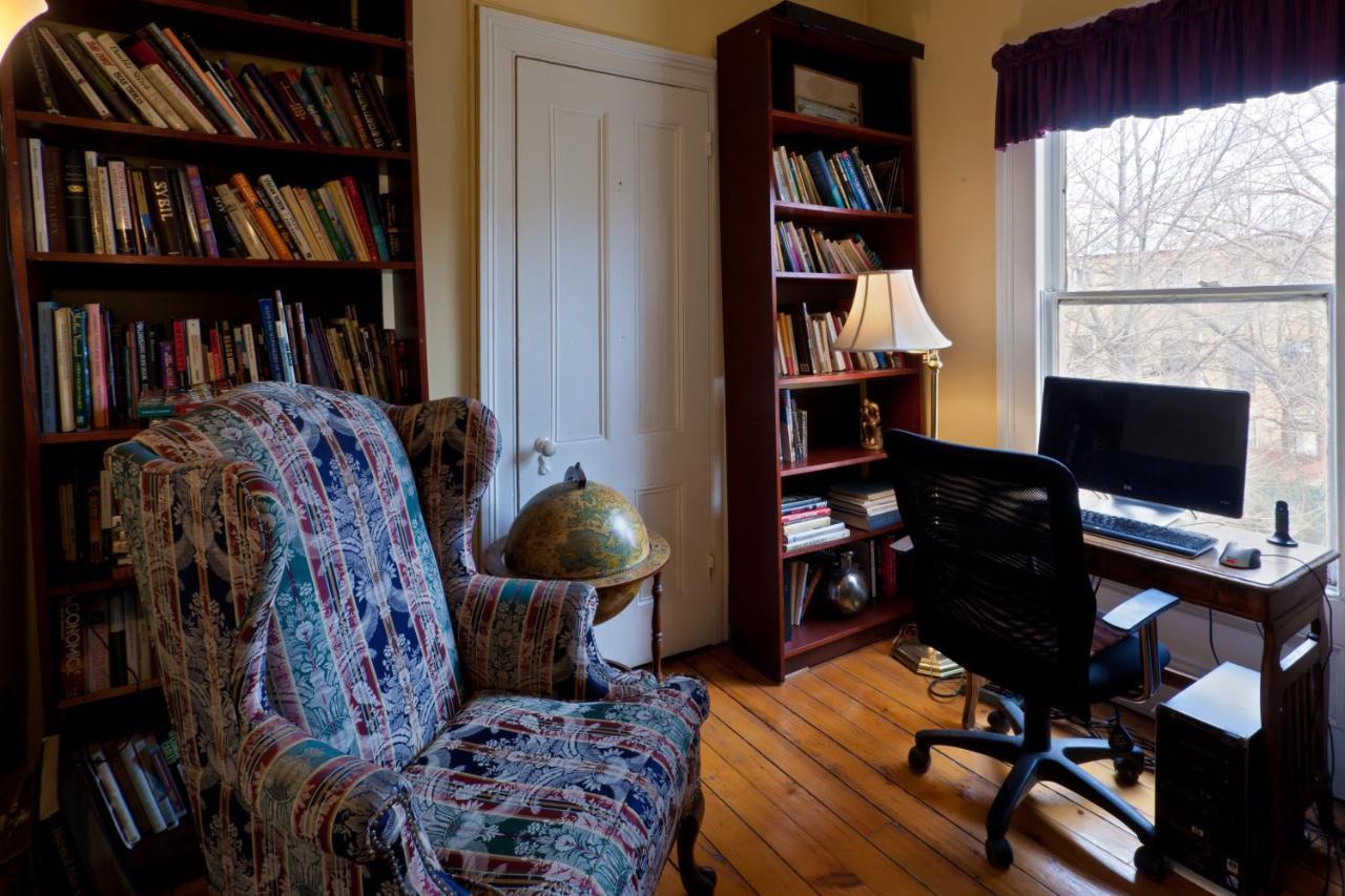 Akwaaba Mansion Bed & Breakfast New York Exterior photo